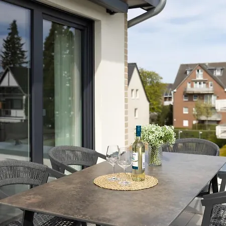 Sturmfrei Galerie 1 *